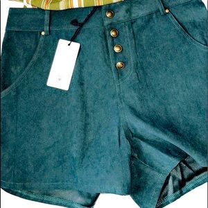 New casual shorts